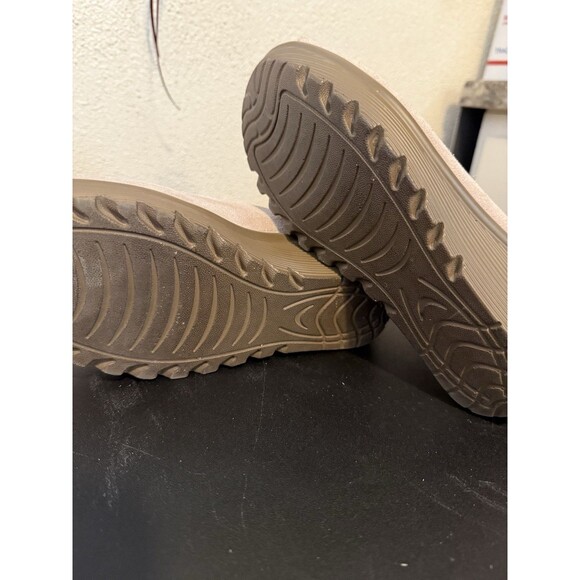 Skechers Memory Foam Women’s 8.5 Beige Suede Wedge Heels - Picture 9 of 10